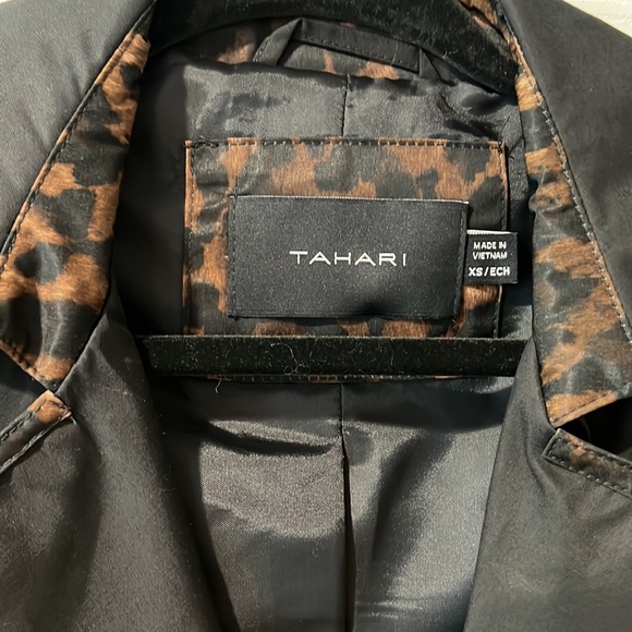 Tahari rain coat - Picture 4 of 7